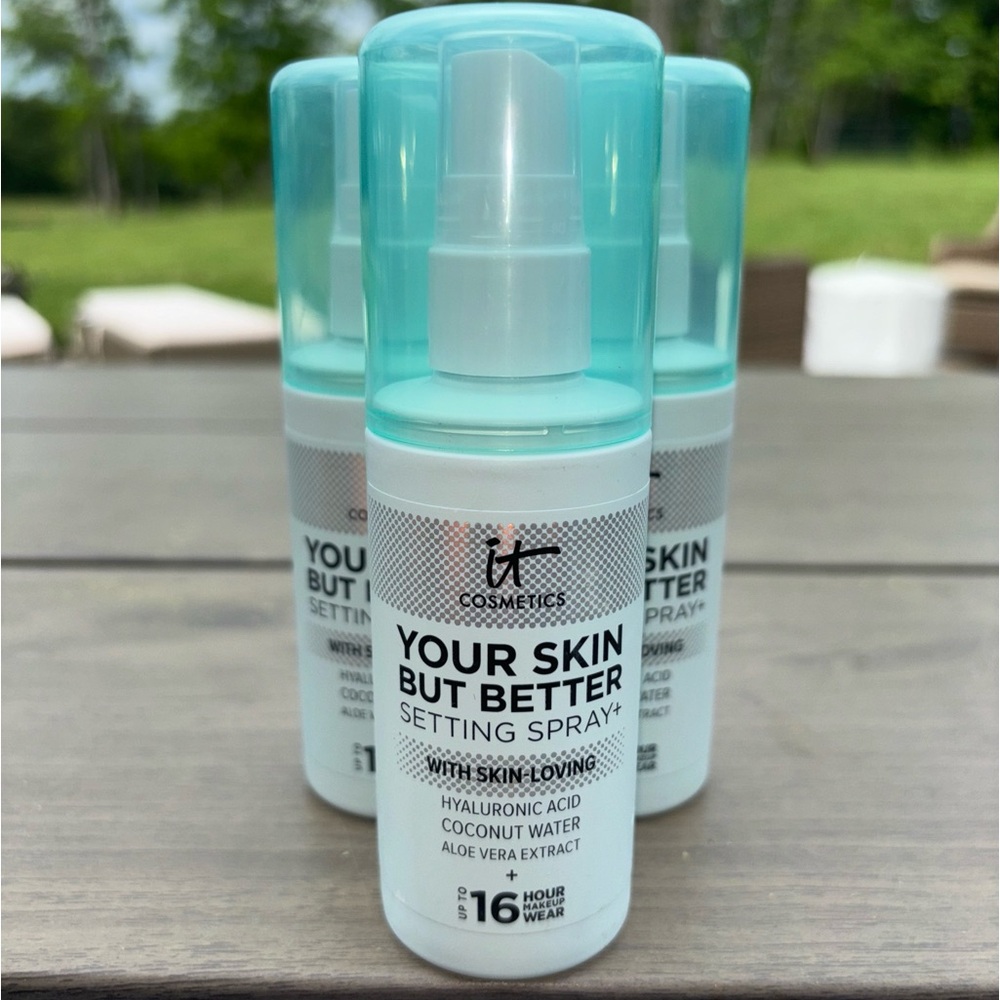 It cosmetics setting spray